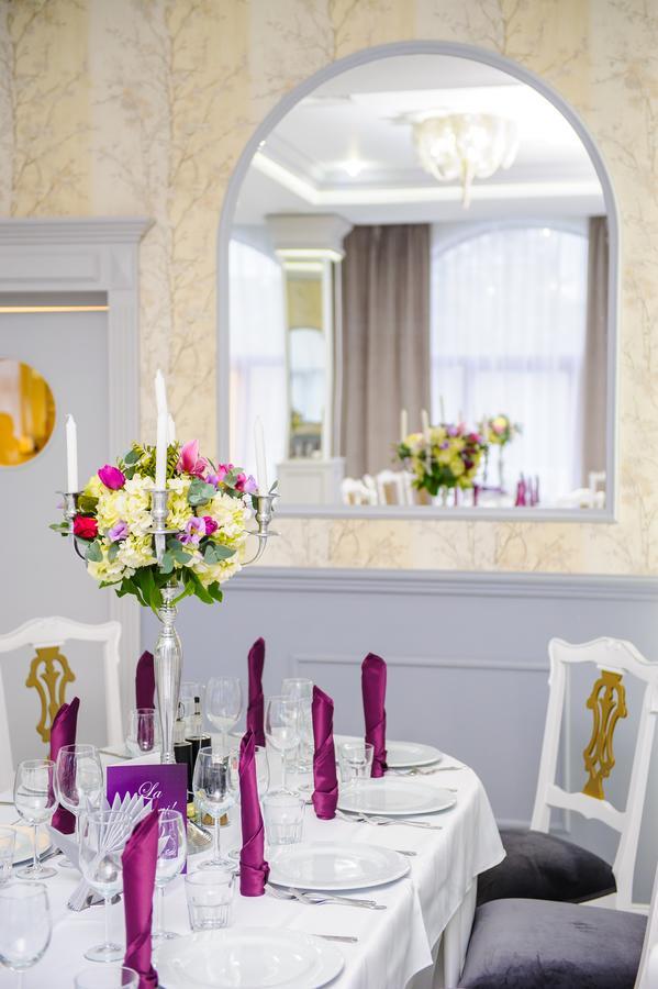 Royal Class Hotel Kolozsvár Kültér fotó