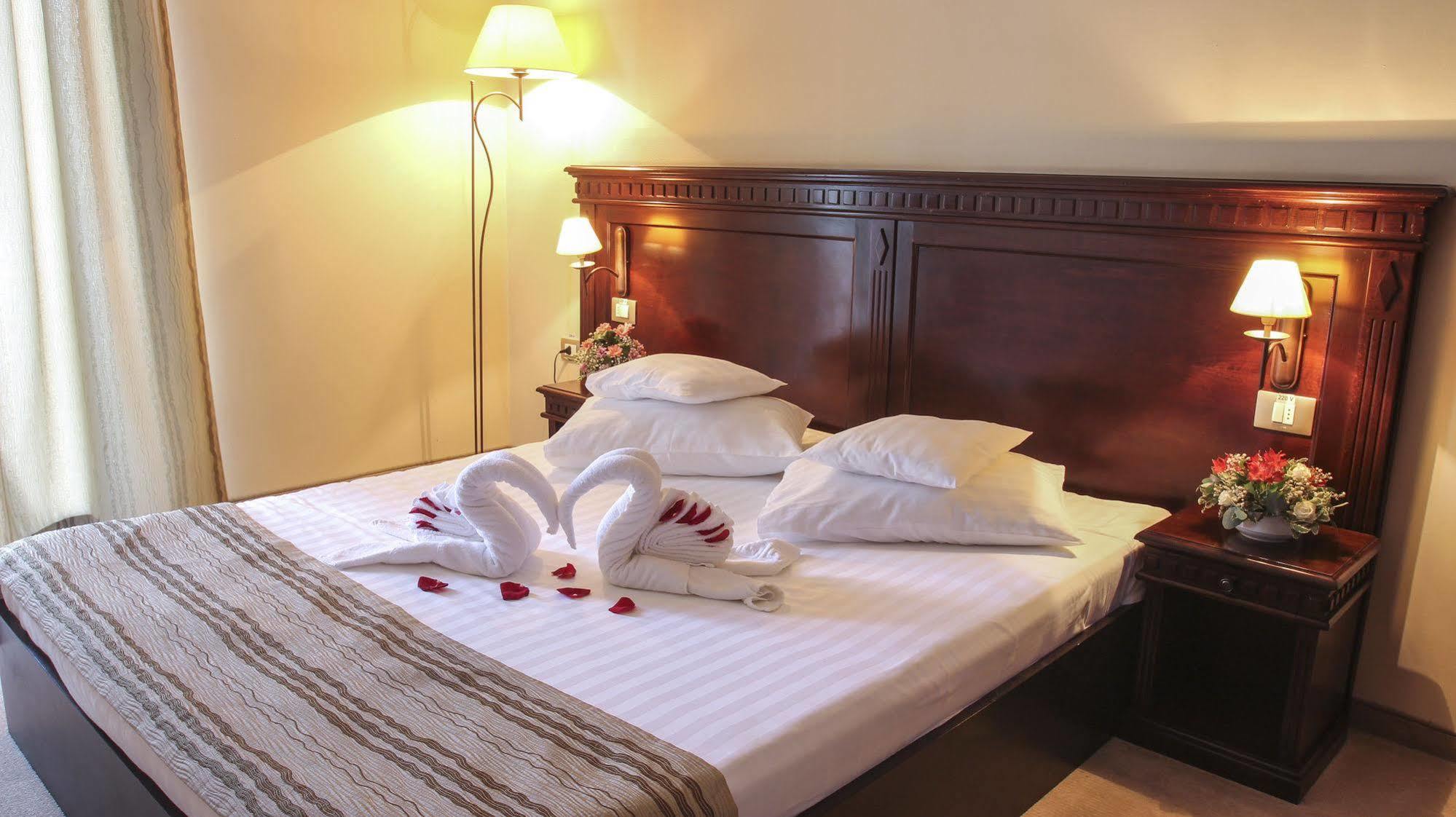 Royal Class Hotel Kolozsvár Kültér fotó