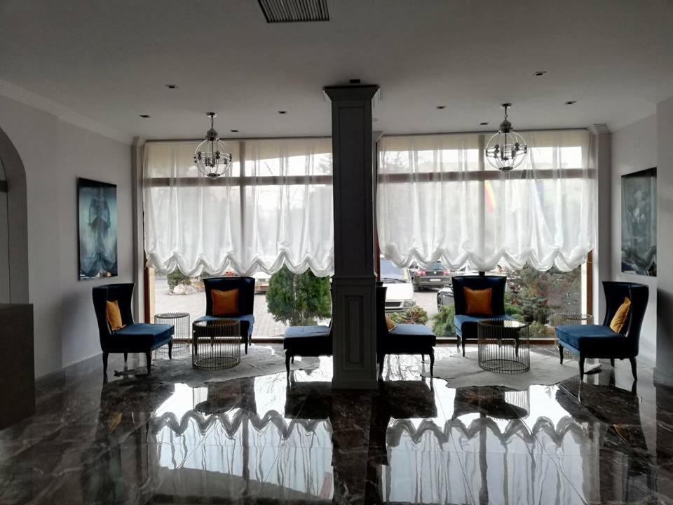 Royal Class Hotel Kolozsvár Kültér fotó