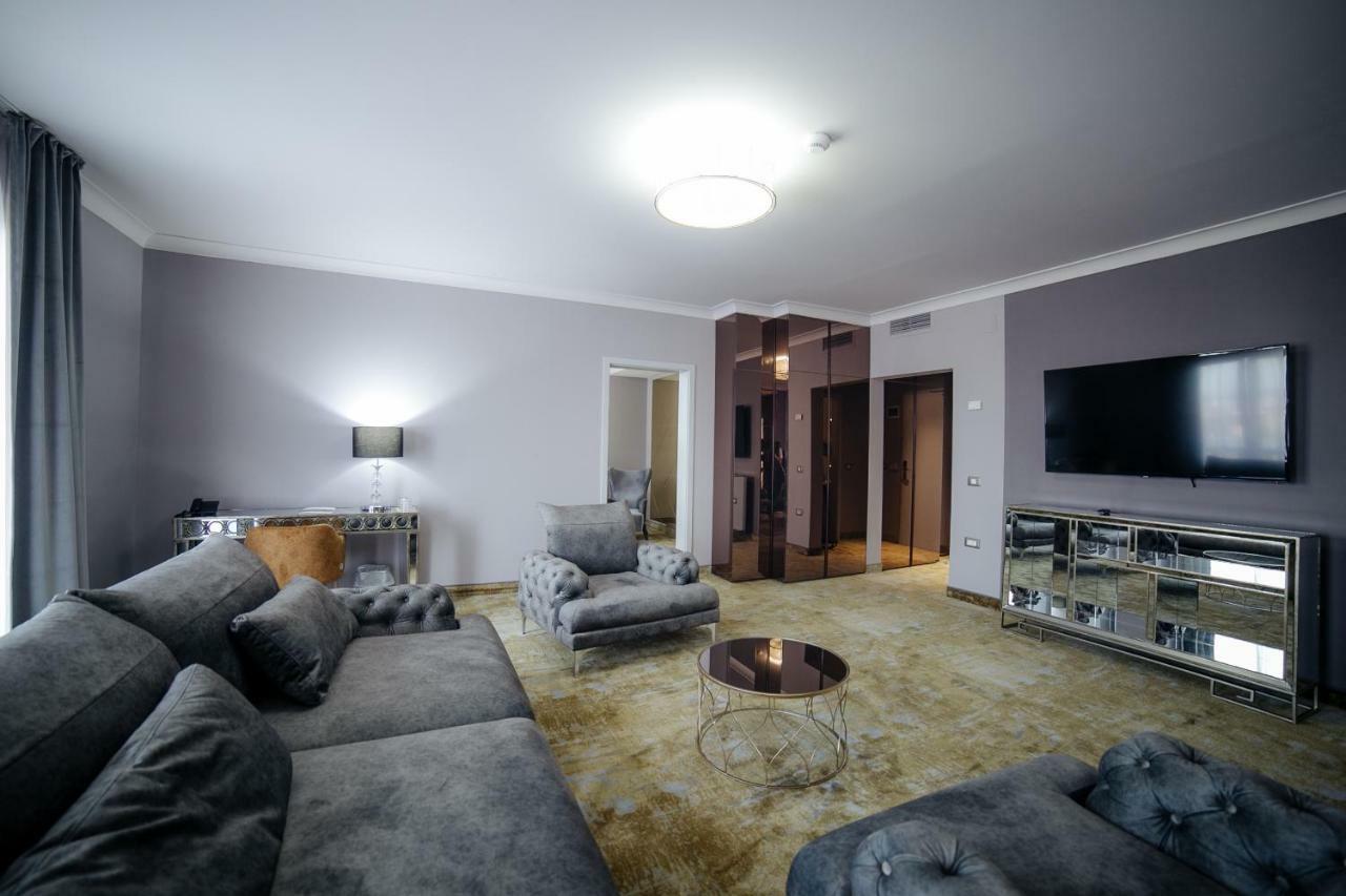 Royal Class Hotel Kolozsvár Kültér fotó