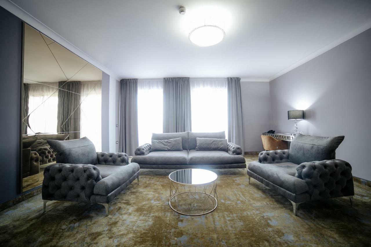 Royal Class Hotel Kolozsvár Kültér fotó