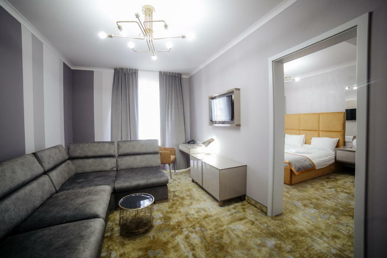 Royal Class Hotel Kolozsvár Kültér fotó